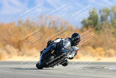 media/Jan-08-2022-SoCal Trackdays (Sat) [[1ec2777125]]/Turn 7 (1035am)/